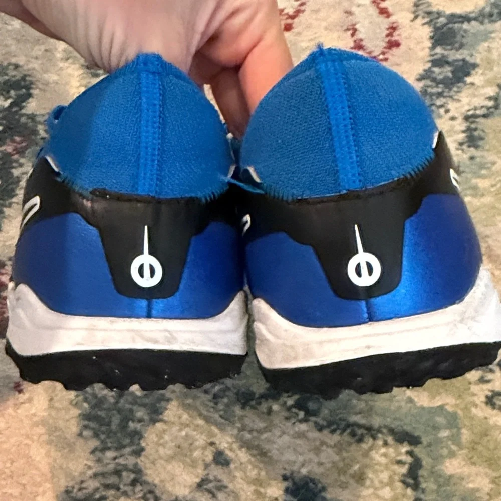 Men 7.5/Women 9 Nike tempo legend 10 pro turf cleats. Only worn a few times - Picture 4 of 5